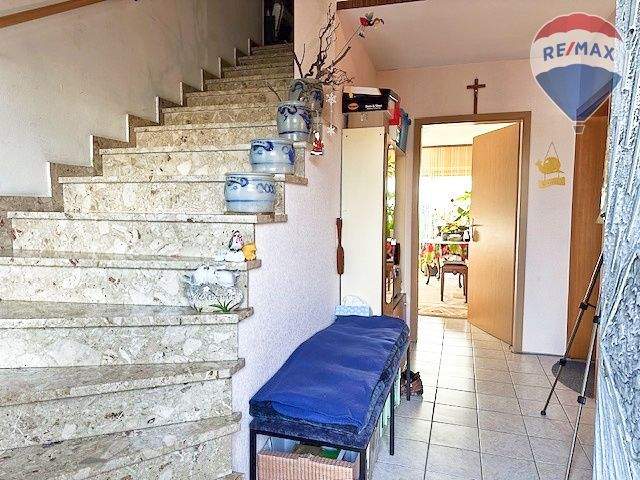 Mehrfamilienhaus, Wohnhaus Runkel Schadeck - 9 Zimmer, 360 m&sup2;, 425.000&euro; | Angebot:25664422