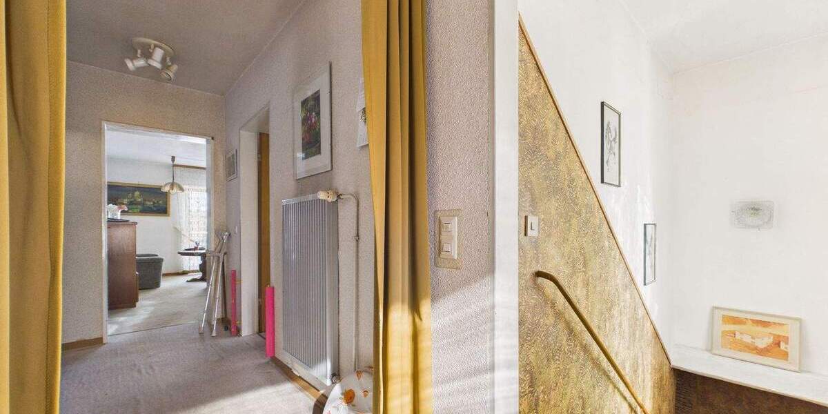 Einfamilienhaus Waldsolms Kraftsolms - 4 Zimmer, 130 m&sup2;, 285.000&euro; | Angebot:25822405