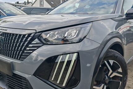 Peugeot 2008 141.042 km 14.875 &euro; Wölfersheim 61200