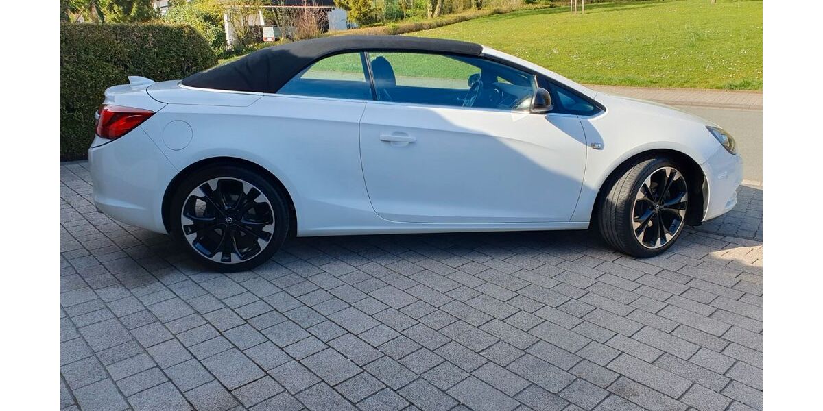 Opel Cascada 52.000 km 16.100 &euro; Wetzlar 35576