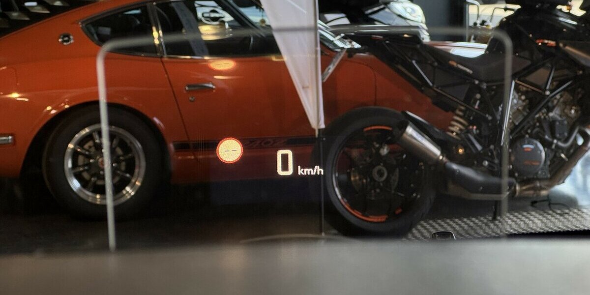 Opel Zafira Life -e Selection M 75kWh 9 Sitzer CAM 29.800 km 31.990 &euro; Lich 35423