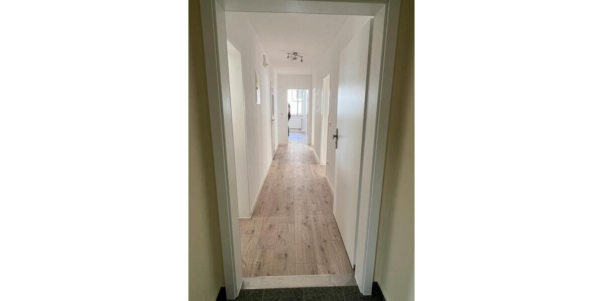 Etagenwohnung Gießen - 3 Zimmer, 70 m&sup2;, 925&euro; | Angebot:25420654