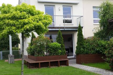 Haus Hungen Inheiden - 4 Zimmer, 141 m&sup2;, 299.000&euro; | Angebot:25691944