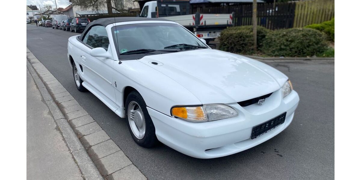 Ford Mustang 108.500 km 5.500 &euro; Butzbach 35510
