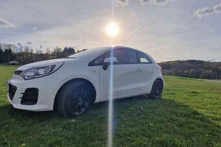 Kia Rio 85.160 km 6.550 &euro; Haiger 35708