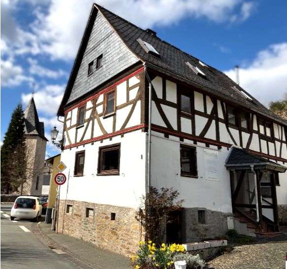 Einfamilienhaus Braunfels Tiefenbach Tiefenbach - 8 Zimmer, 170 m&sup2;, 229.000&euro; | Angebot:26161003