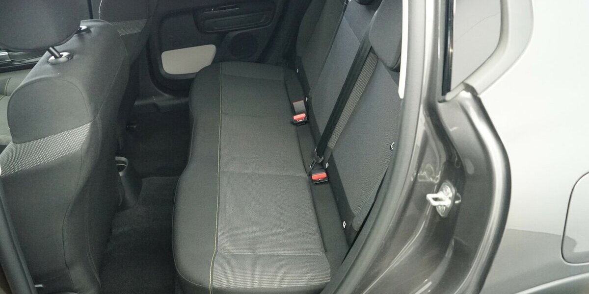 Citroen C3 Max PureTech 110 EAT6 CarPlay FULL LED 34.696 km 13.900 &euro; Lich 35423