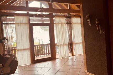 Wohnung Mittenaar - 3 Zimmer, 120 m&sup2;, 700&euro; | Angebot:26228114