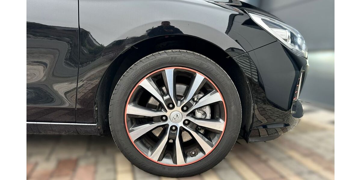 Hyundai i30 271.659 km 6.698 &euro; Herborn 35745