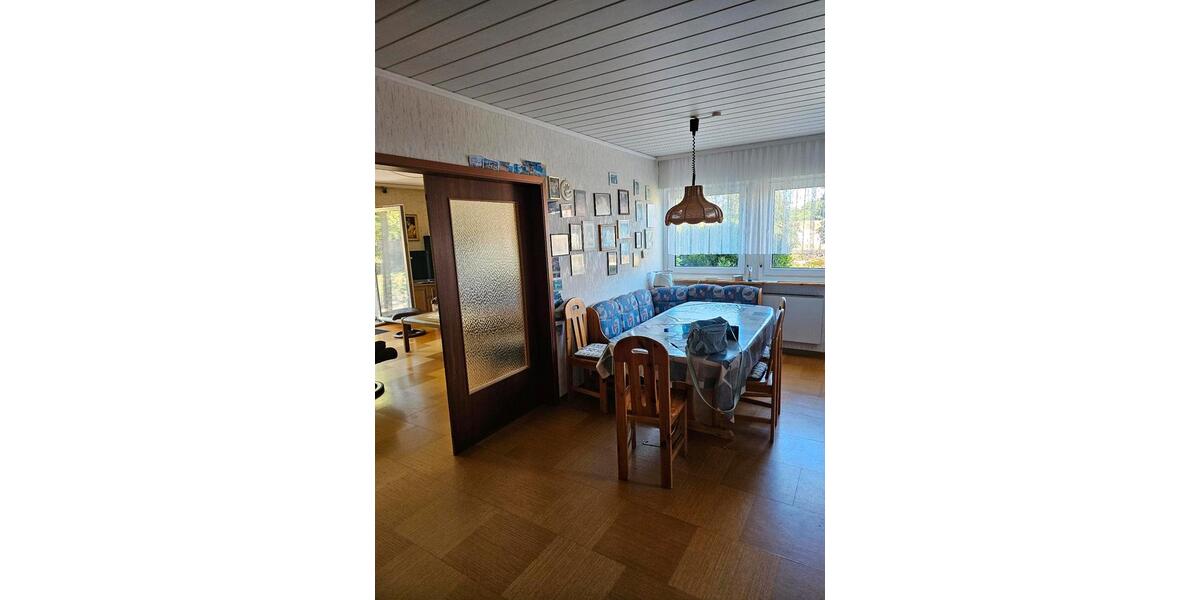 Einfamilienhaus Wölfersheim - 4 Zimmer, 153 m&sup2;, 375.000&euro; | Angebot:27004752