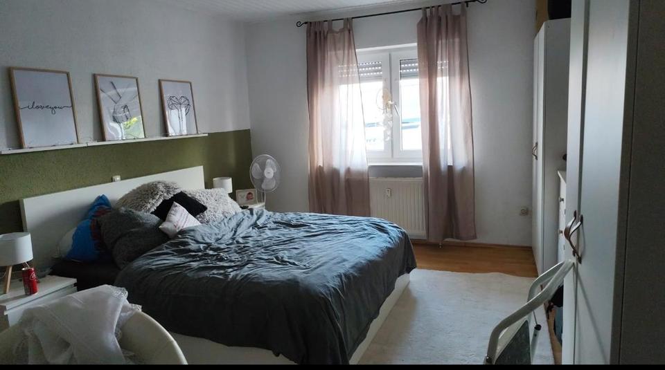 Erdgeschoßwohnung Reiskirchen - 3 Zimmer, 90 m&sup2;, 900&euro; | Angebot:26033448