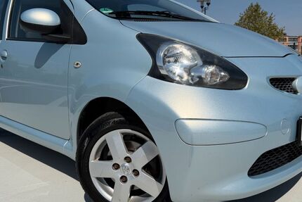 Toyota Aygo (X) 62.000 km 3.780 &euro; Bad Nauheim 61231