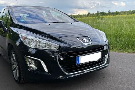 Peugeot 308 63.000 km 6.599 &euro; Gießen 35390