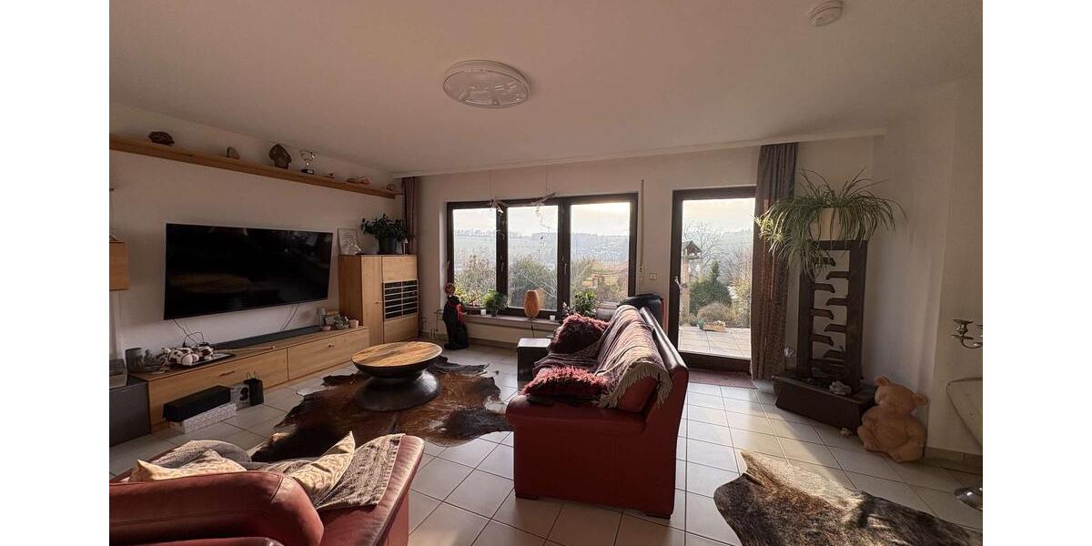 Einfamilienhaus Butzbach - 5 Zimmer, 141 m&sup2;, 1.790&euro; | Angebot:25099077