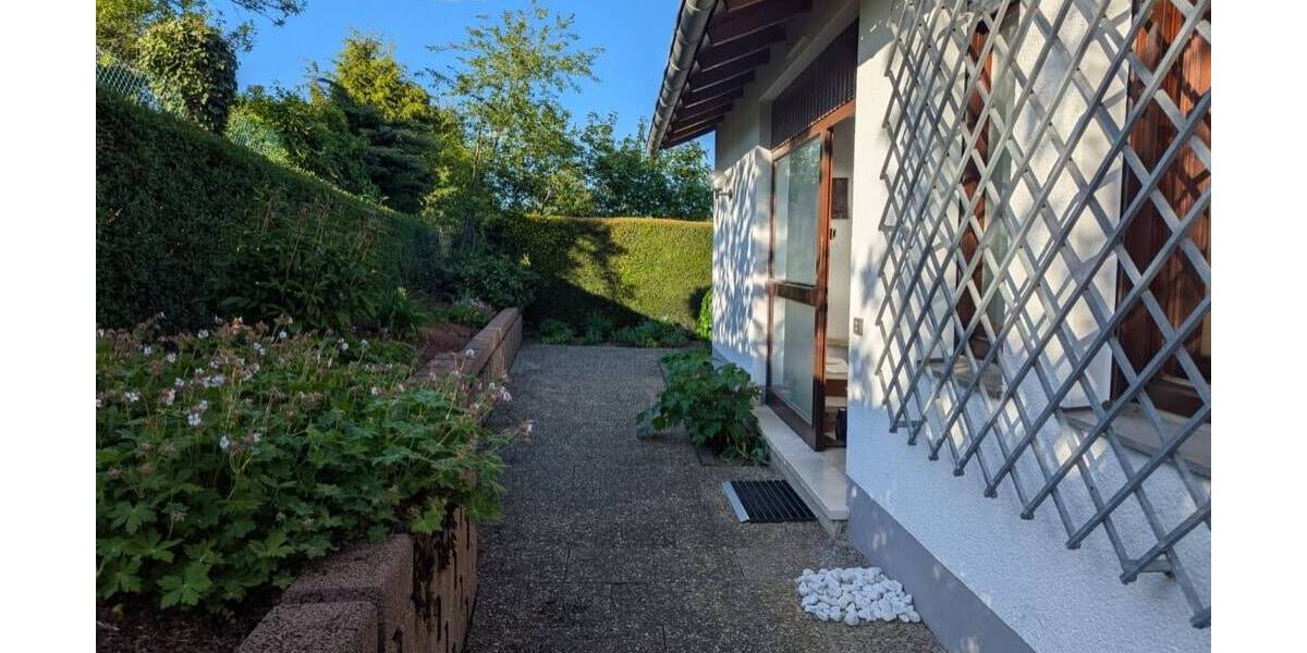 Einfamilienhaus Dillenburg - 7 Zimmer, 131 m&sup2;, 369.000&euro; | Angebot:25667771