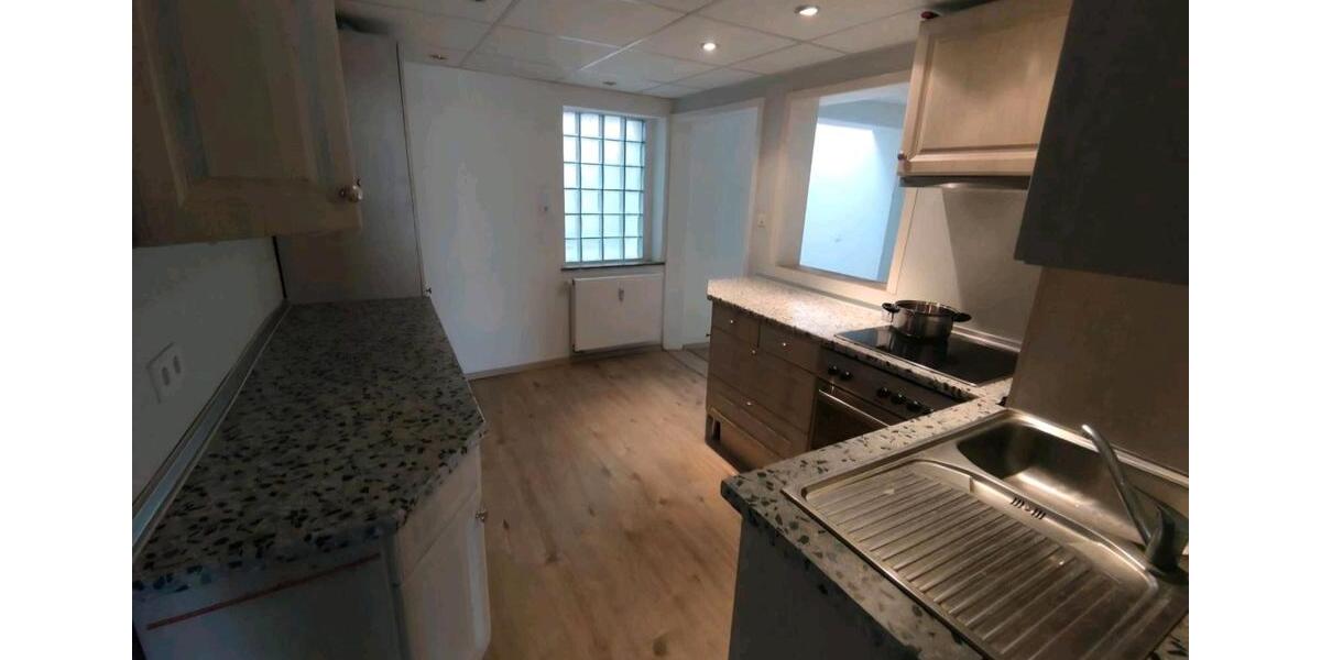 Erdgeschoßwohnung Herborn - 2 Zimmer, 100 m&sup2;, 800&euro; | Angebot:25956827