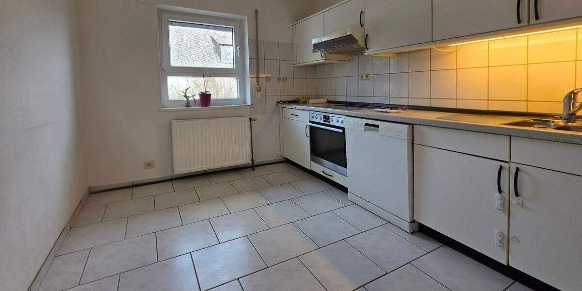 Einfamilienhaus Wehrheim - 7 Zimmer, 193 m&sup2;, 615.000&euro; | Angebot:25743603