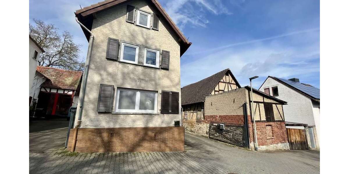 Etagenwohnung Butzbach - 7 Zimmer, 187 m&sup2;, 324.000&euro; | Angebot:26484263