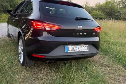 Seat Leon 160.300 km 8.300 &euro; Haiger 35708