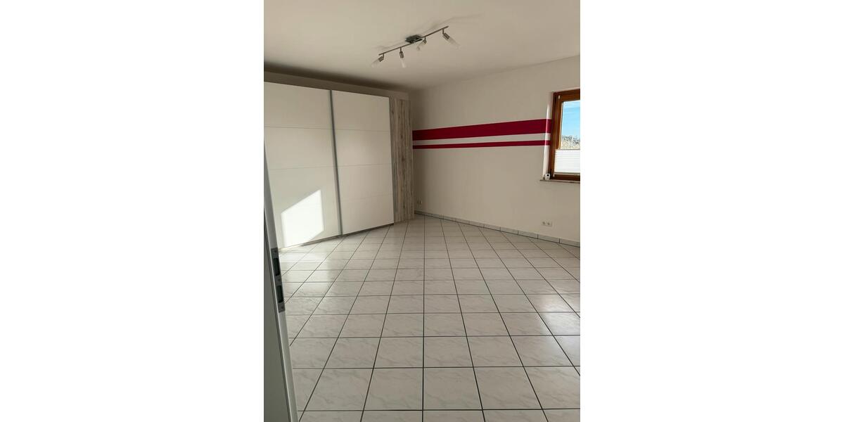 Terrassenwohnung Hungen - 2 Zimmer, 89 m&sup2;, 650&euro; | Angebot:25515598