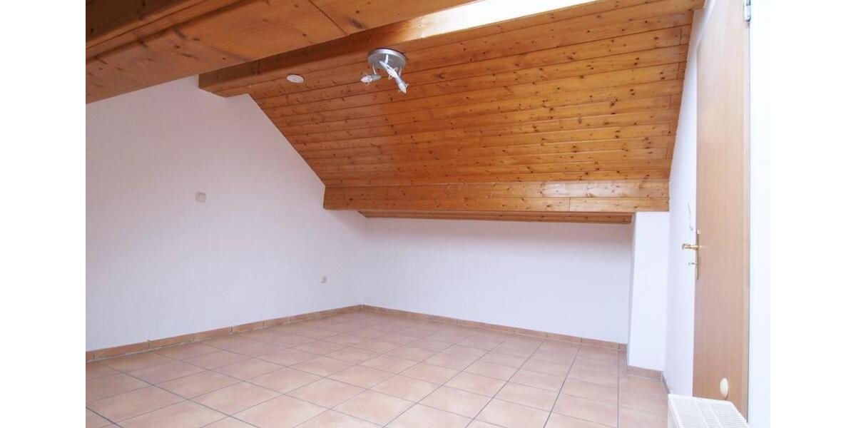 Etagenwohnung Wettenberg - 3 Zimmer, 74 m&sup2;, 740&euro; | Angebot:25853924