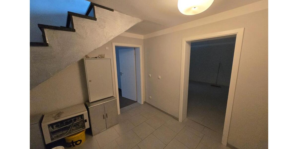 Einfamilienhaus Wölfersheim - 7 Zimmer, 230 m&sup2;, 549.000&euro; | Angebot:25979744