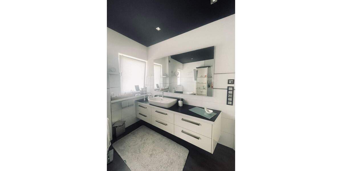 Etagenwohnung Linden Großen-Linden - 2 Zimmer, 83 m&sup2;, 330.000&euro; | Angebot:25773589