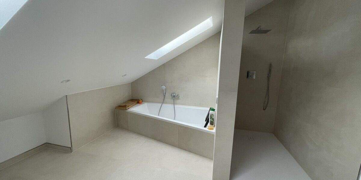 Einfamilienhaus Ehringshausen / Kölschhausen Kölschhausen - 9 Zimmer, 238 m&sup2;, 490.000&euro; | Angebot:25728156