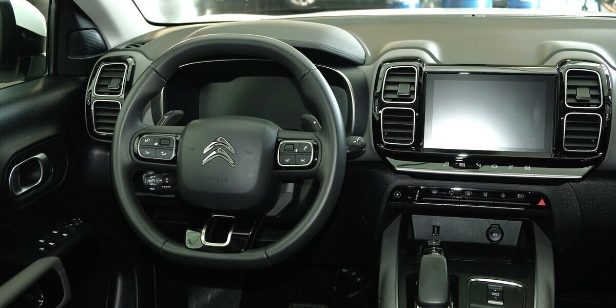 Citroen C5 Aircross Hybrid 225 EAT Feel Pack LED Carplay 44.900 km 17.790 &euro; Lich 35423