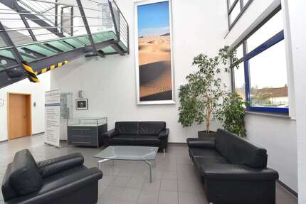 Gewerbeobjekt Solms - 300&euro; | Angebot:27344797