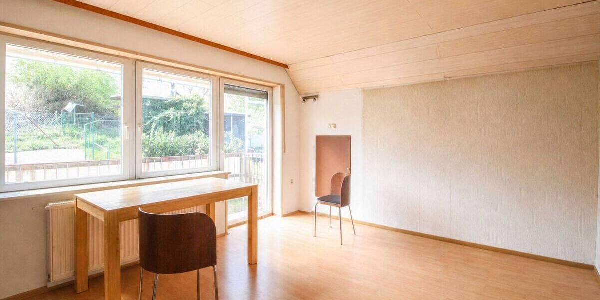 Einfamilienhaus Aßlar - 4 Zimmer, 115 m&sup2;, 175.000&euro; | Angebot:26826110