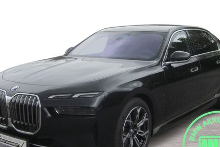 BMW 750 15.100 km 89.890 &euro; Wetzlar 35576