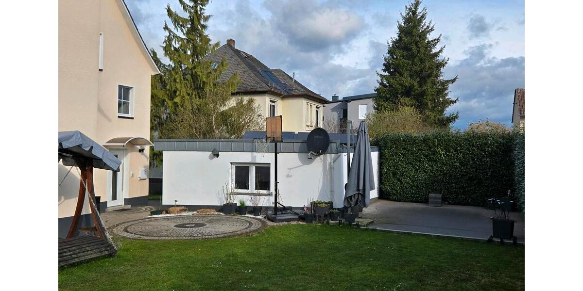 Mehrfamilienhaus, Wohnhaus Haiger - 11 Zimmer, 240 m&sup2;, 599.000&euro; | Angebot:26072521