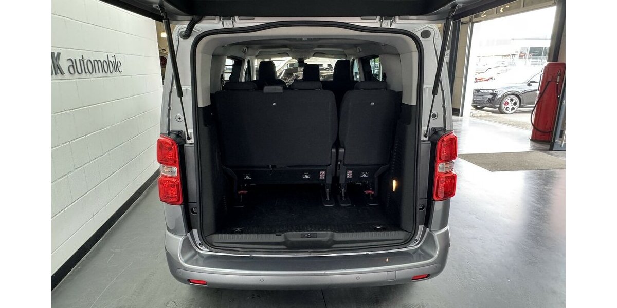 Opel Zafira Life 2.0 D Selection M 1.Hand 9-Sitzer 20.350 km 27.270 &euro; Lich 35423