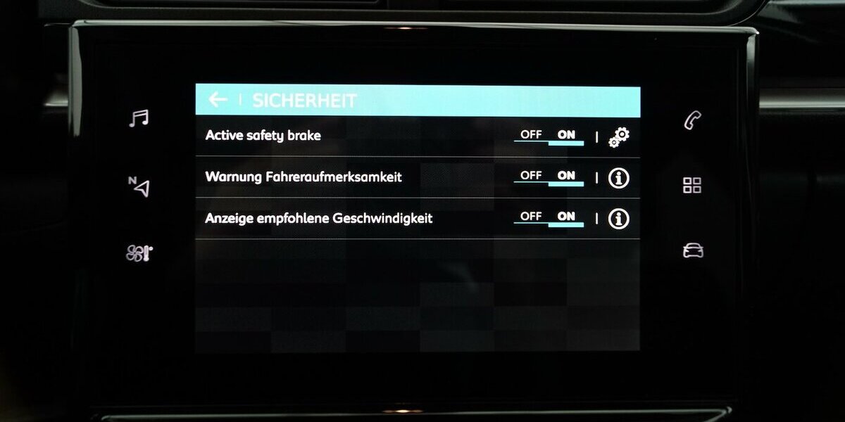 Citroen C3 Max PureTech 110 EAT6 CarPlay FULL LED 34.696 km 13.900 &euro; Lich 35423