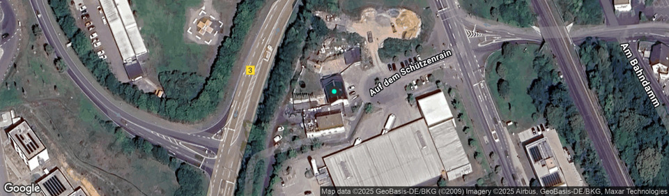 Einfamilienhaus Bad Nauheim - 8 Zimmer, 380 m&sup2;, 410.000&euro; | Angebot:24309600