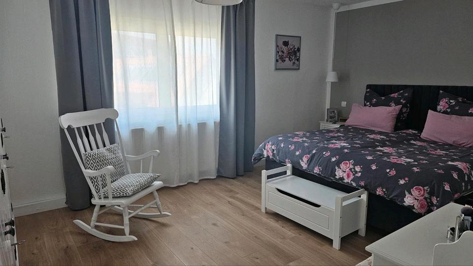 Mehrfamilienhaus, Wohnhaus Lich - 14 Zimmer, 310 m&sup2;, 499.000&euro; | Angebot:26075322