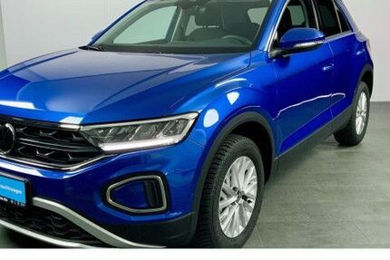 VW T-Roc 4.200 km 23.490 &euro; Butzbach 35510