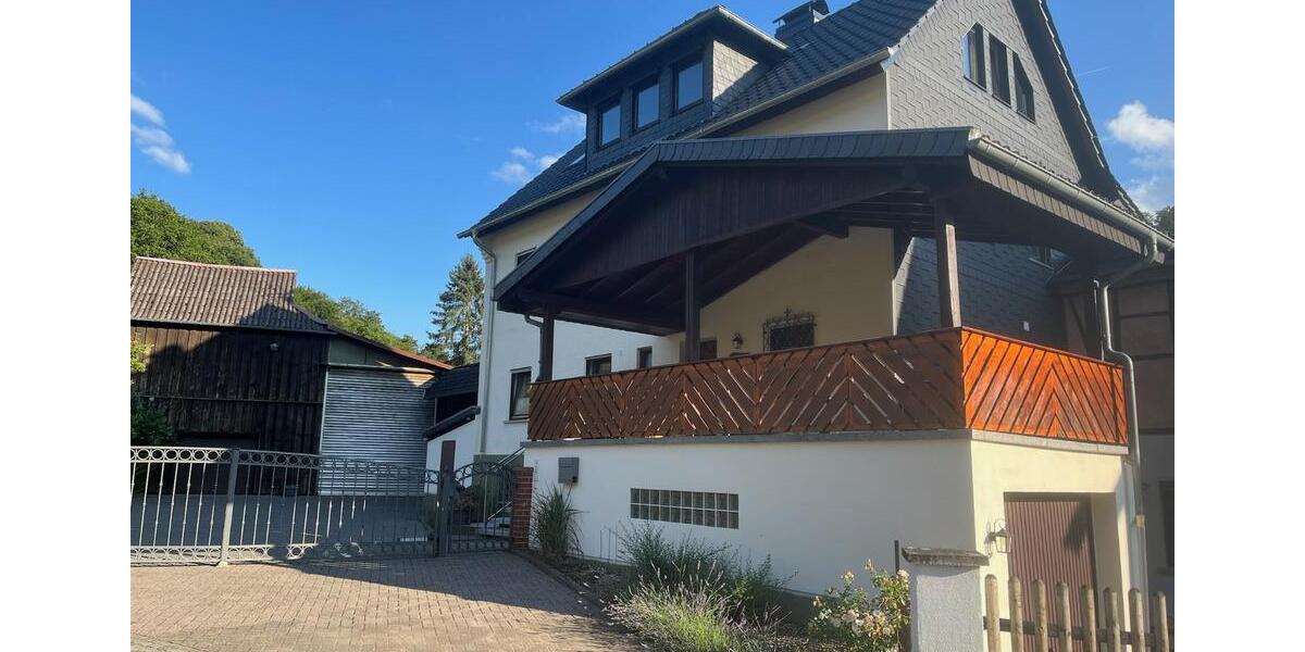 Einfamilienhaus Weinbach - 11 Zimmer, 400 m&sup2;, 620.000&euro; | Angebot:25971136