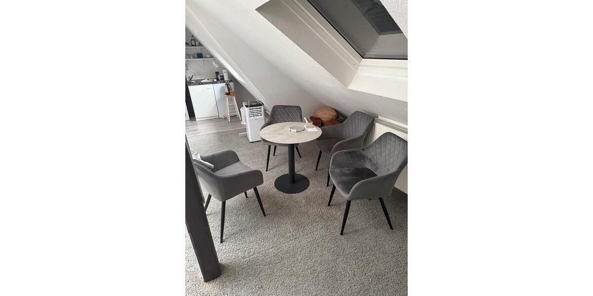 Dachgeschoßwohnung Gießen Allendorf - 1 Zimmer, 50 m&sup2;, 1.100&euro; | Angebot:23312721