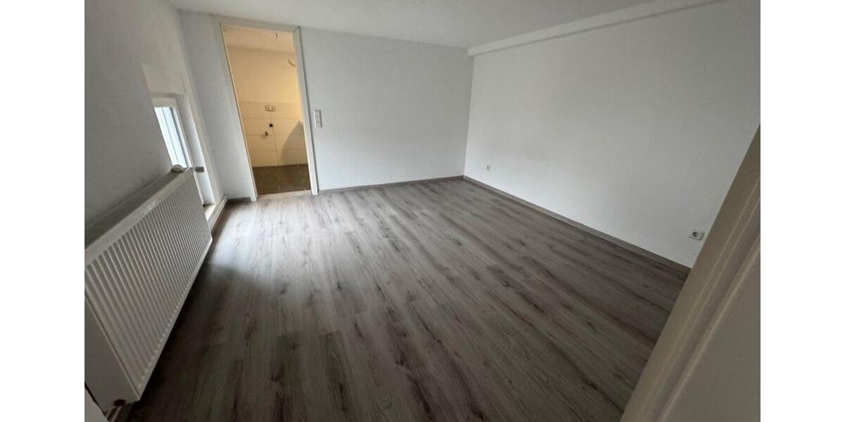 Mehrfamilienhaus, Wohnhaus Ober-Mörlen Mörlen - 9 Zimmer, 252 m&sup2;, 399.900&euro; | Angebot:26170248