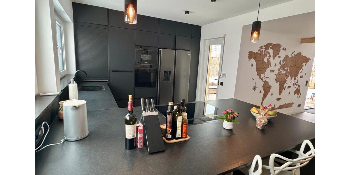 Einfamilienhaus Weilburg - 10 Zimmer, 330 m&sup2;, 900.000&euro; | Angebot:26897860