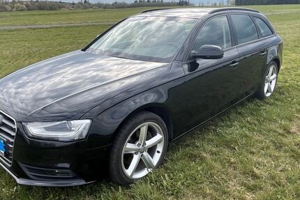 Audi A4 208.000 km 7.200 &euro; Breitscheid 35767