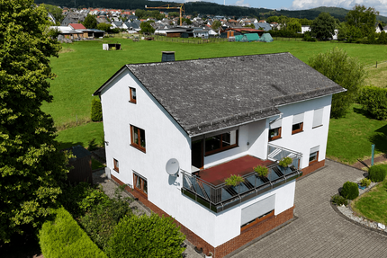 Haus Dillenburg Manderbach - 8 Zimmer, 247 m&sup2;, 650.000&euro; | Angebot:27334013