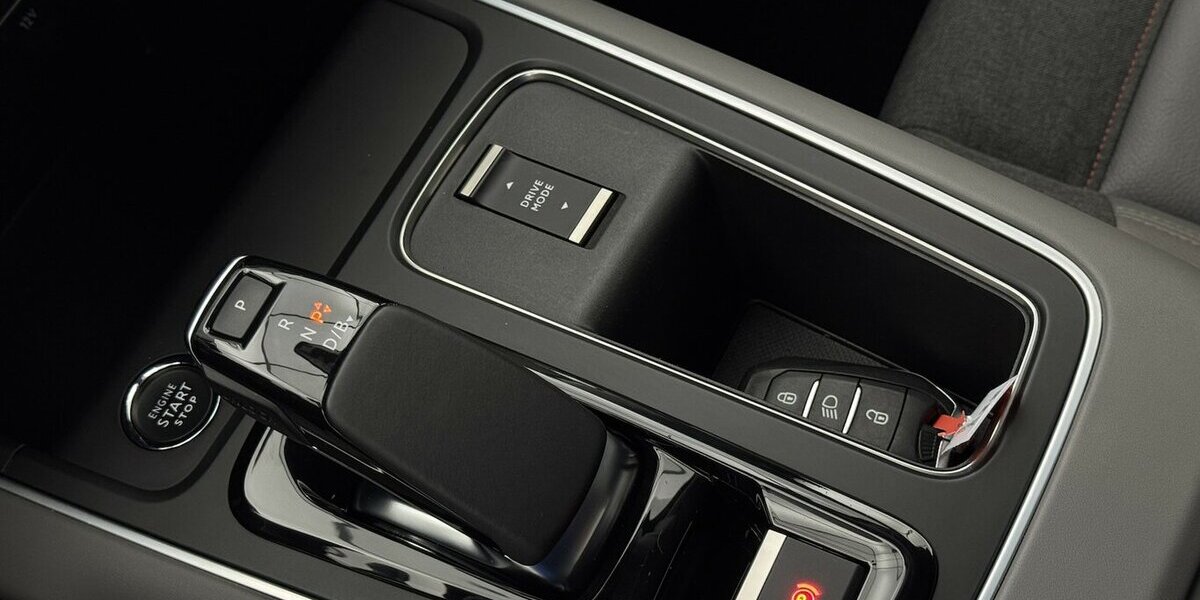 Citroen C5 Aircross Hybrid 225 EAT Feel Pack LED Carplay 11.999 km 20.885 &euro; Lich 35423