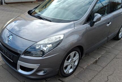 Renault Scenic 127.000 km 2.300 &euro; Bad Nauheim 61231