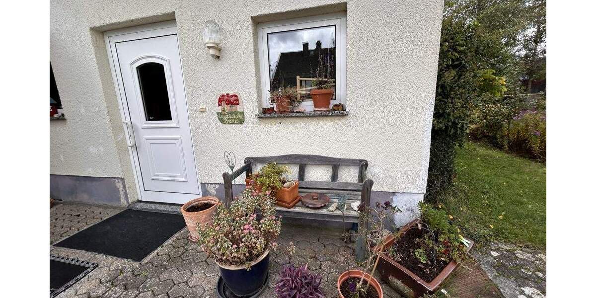 Einfamilienhaus Waldbrunn (Westerwald) / Hintermeilingen Hintermeilingen - 5 Zimmer, 136 m&sup2;, 275.000&euro; | Angebot:25820830