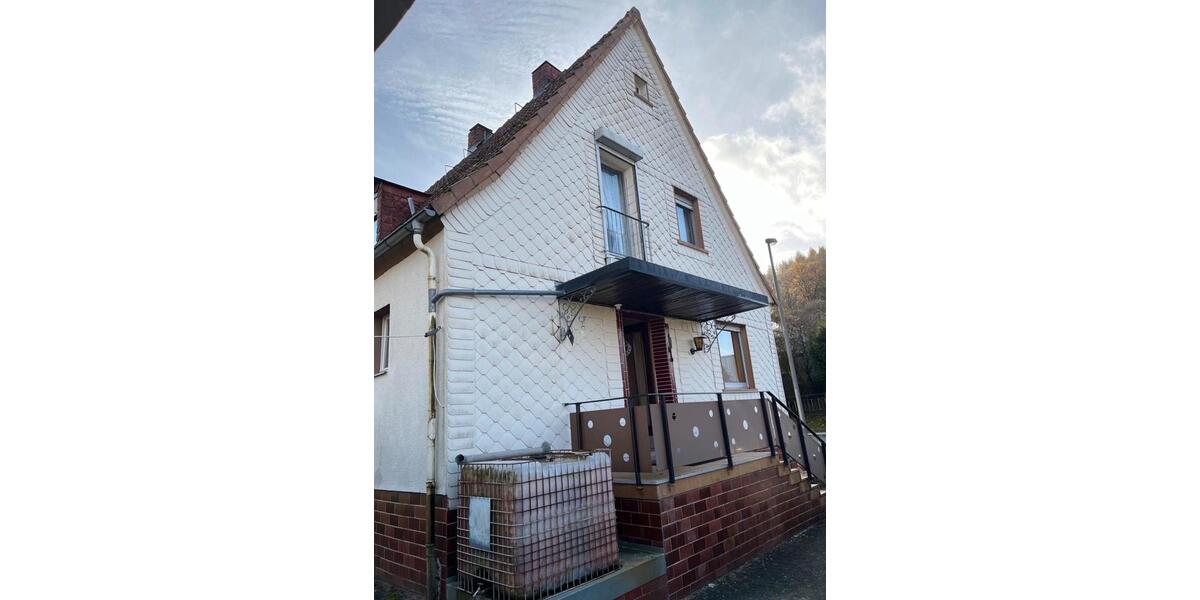 Einfamilienhaus Löhnberg - 5 Zimmer, 124 m&sup2;, 165.000&euro; | Angebot:27112568