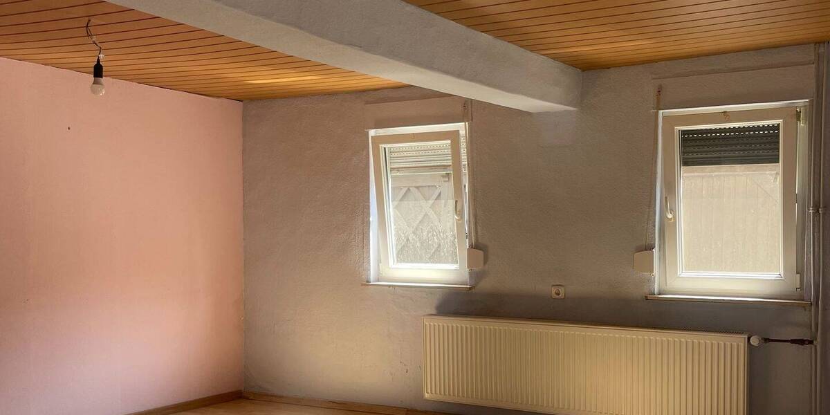 Einfamilienhaus Butzbach Münster - 6 Zimmer, 174 m&sup2;, 235.000&euro; | Angebot:25691959