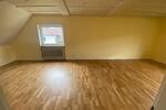Einfamilienhaus Usingen - 8 Zimmer, 194 m&sup2;, 520.000&euro; | Angebot:27006058